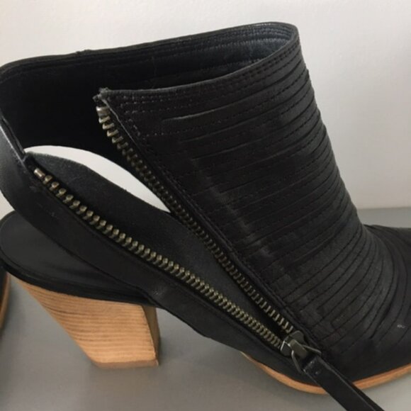 Paul Green Cayanne black leather shooties size 4.5 (7 us) - Picture 8 of 16